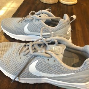 New Men’s Nike running shoes size 9.